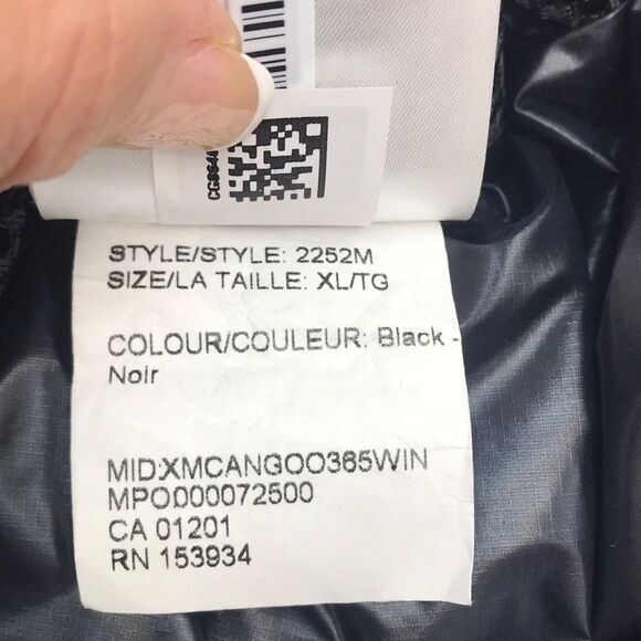 Canada Goose Black Puffer Jacket - Picture 15 of 15